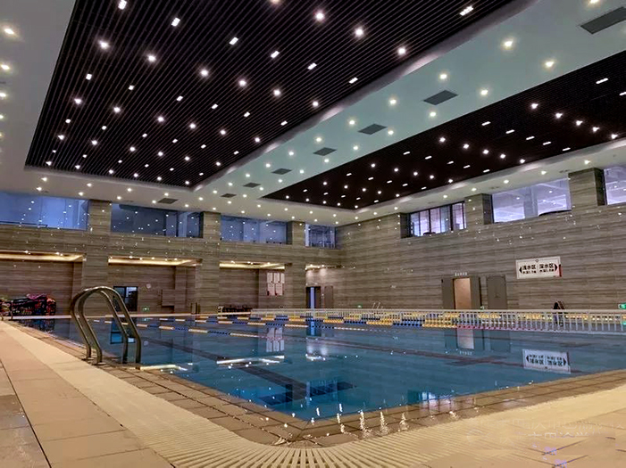 重慶市巴渝學(xué)校室內(nèi)恒溫游泳館